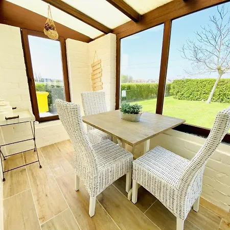 Feriehus Spacious Holiday In Near Belgian Coast Middelkerke