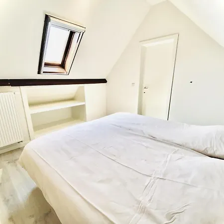 Spacious Holiday In Near Belgian Coast